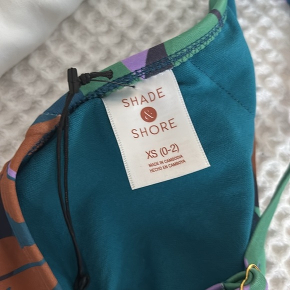 New Shade & Shore Plunge One Piece High Leg Swimsuit Floral Tropical Print - Picture 9 of 14